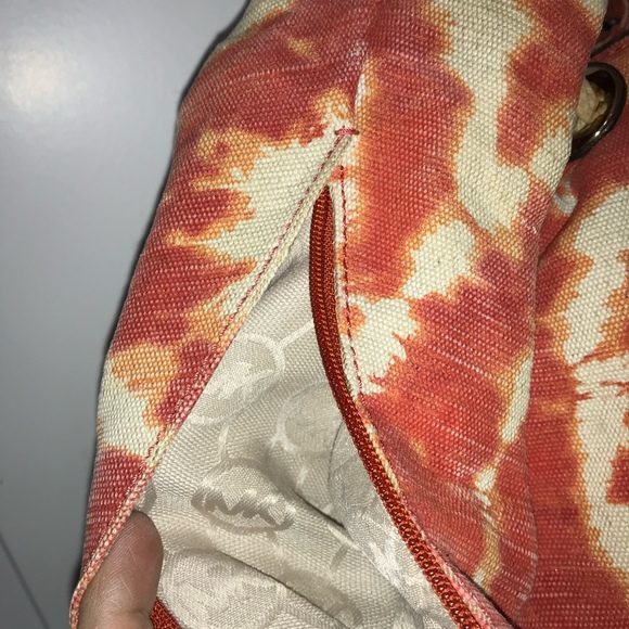 Michael Kors Canvas Tie Dye Red and Cream Tote EUC - Picture 4 of 6
